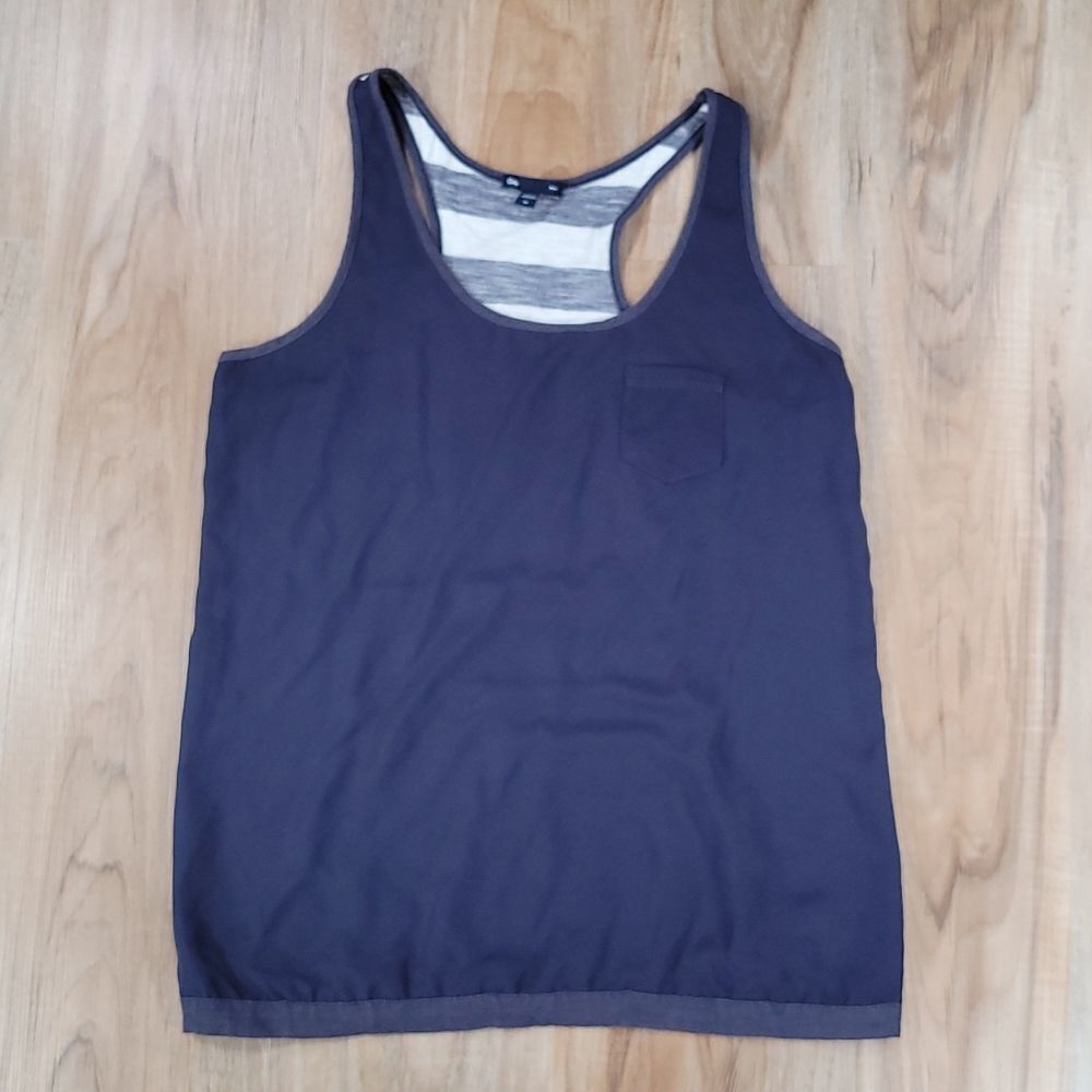 🔹️Gap Blue & Cream Striped Racerback Sleeveless Top Medium
